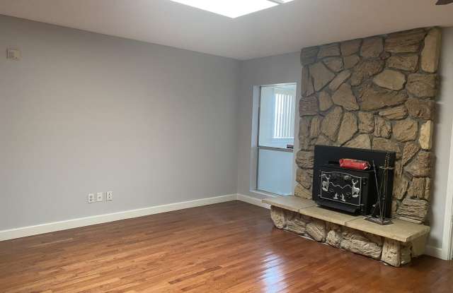 4141 W ORCHID Lane Gallery 4