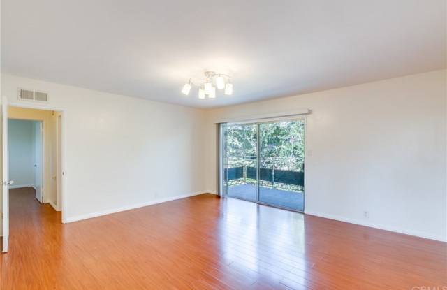 1629 Fremont Avenue Gallery 4