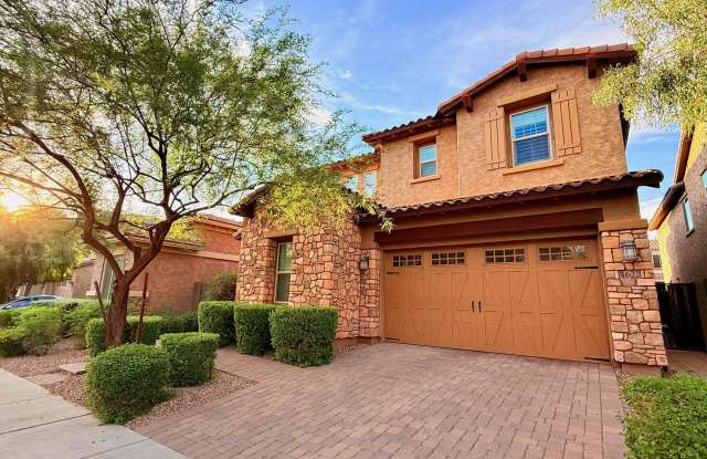4622 E WALTER Way photos photos