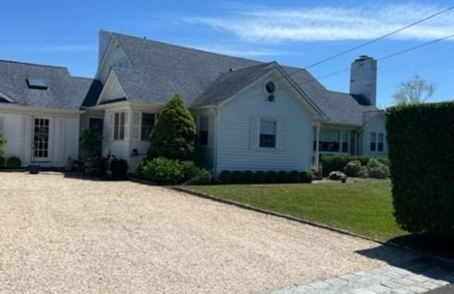 26 Morningside Avenue - 26 Morningside Avenue, Jamesport, NY 11901