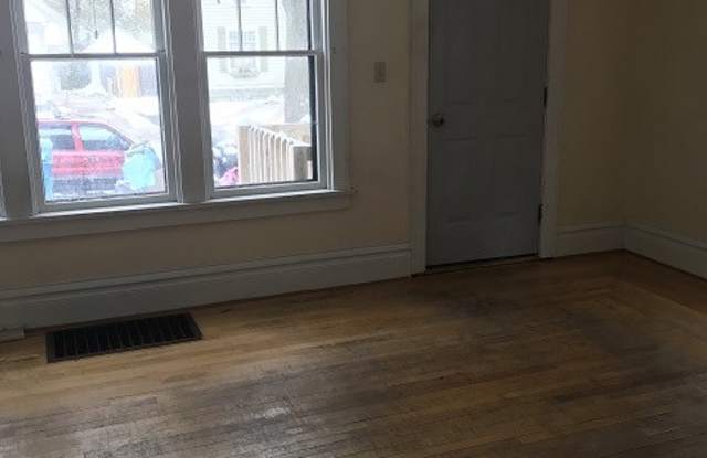 483 1st St Gallery 2