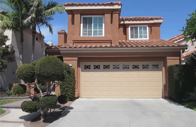 21 Comiso - 21 Comiso, Irvine, CA 92614