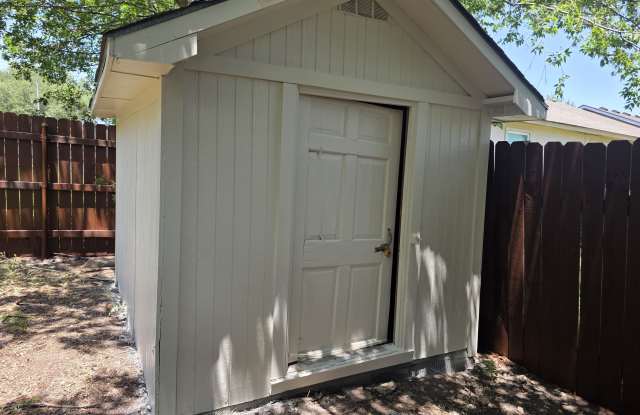11602 Maybach Drive Gallery 4