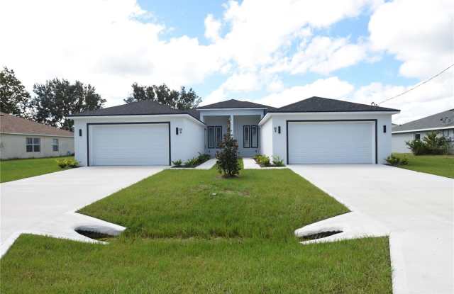 20 UNIONDALE PLACE - 20 Uniondale Place, Palm Coast, FL 32164