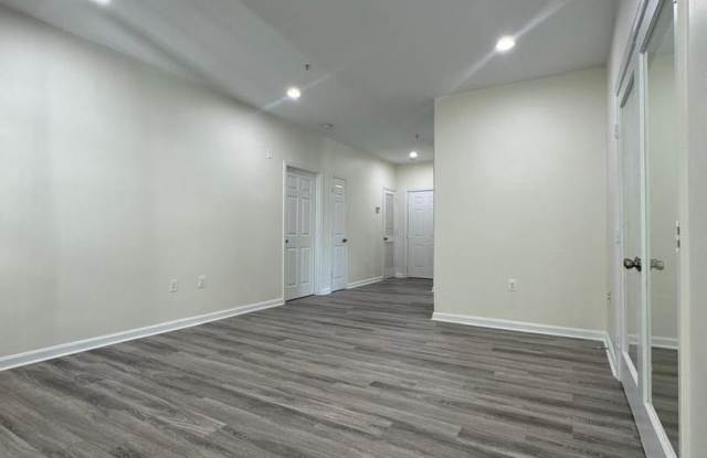 15607 EVERGLADE Lane Gallery 4