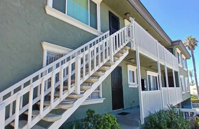1641 Sunset Cliffs Blvd Gallery 1