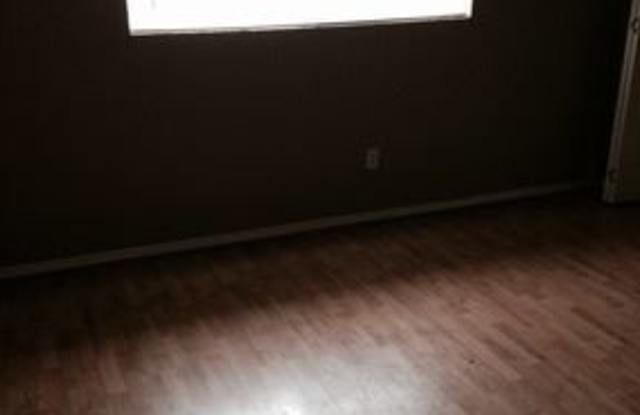 10811 Parkland Woods Dr. Gallery 4