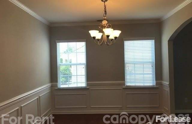 2709 Lawson Drive Gallery 3