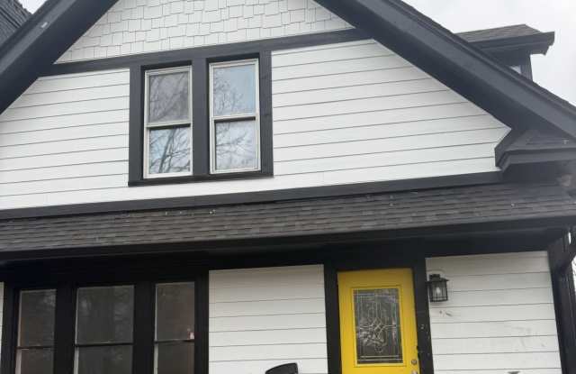 10540 E 25th Street photos photos