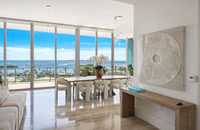 2675 S Bayshore Dr Gallery 2