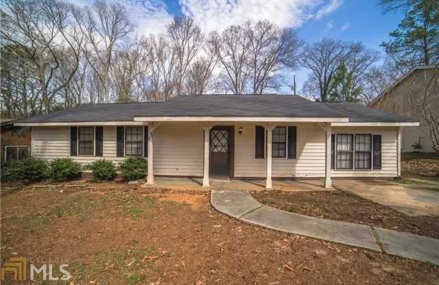 Immediate Move-in 3 Bedroom,1.5 bath in Rex, GA 30273 Gallery 1