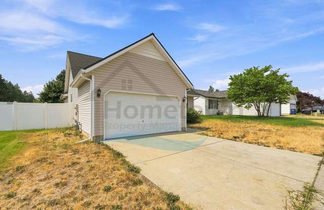 3 Bedroom 2 Bathroom Home with Attached 2-Car Garage Available in Coeur d'Alene! Gallery 4