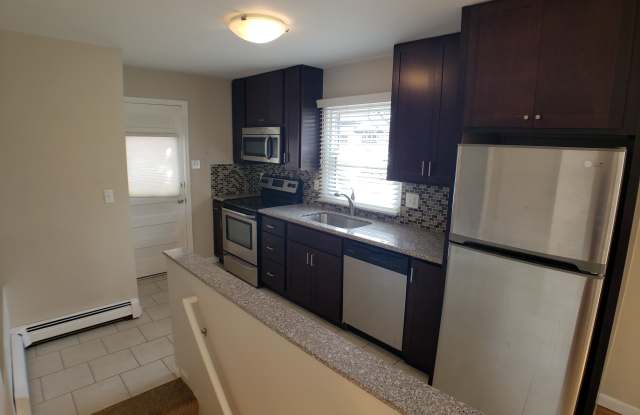 3340 E Mexico Ave - 3340 East Mexico Avenue, Denver, CO 80210
