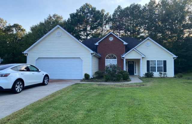 4389 Ashlyn Rebecca Drive Gallery 2