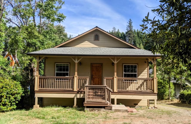 405 East Main Street photos photos