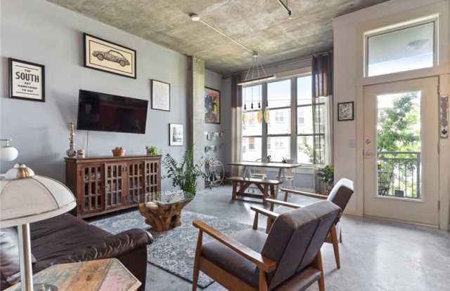 245 N Highland Avenue NW - 245 North Highland Avenue Northeast, Atlanta, GA 30307