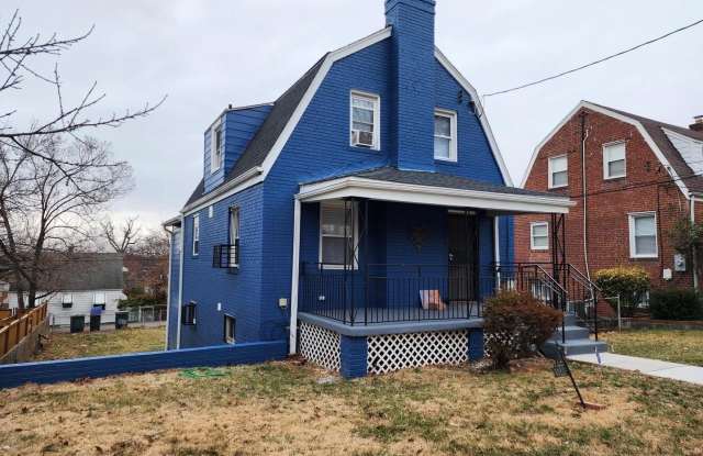 1120 44TH PL SE photos photos