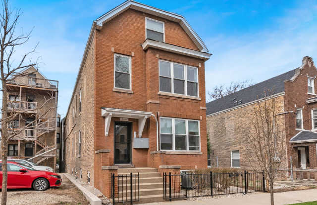 2144 West Shakespeare Avenue photos photos