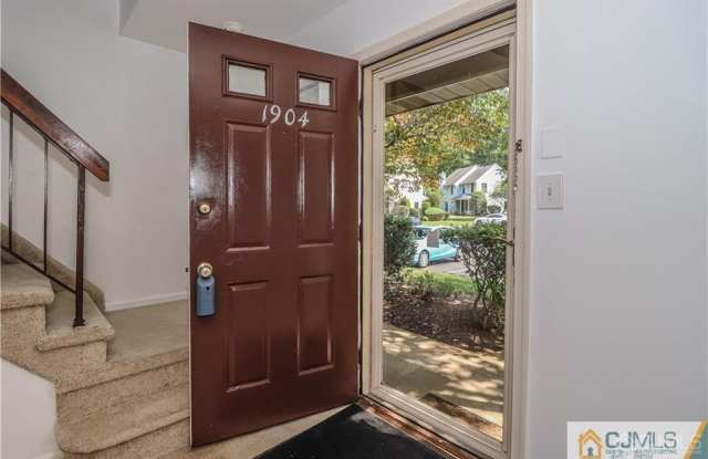 1904 Timber Oaks Road Gallery 4