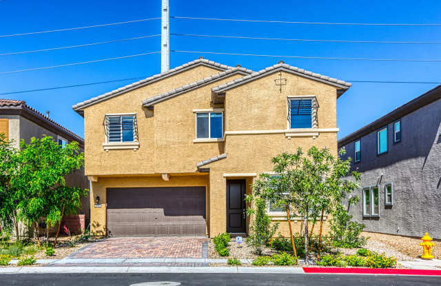Great 3 bedroom home close to Nellis AFB - 5737 Fleming Street, North Las Vegas, NV 89081