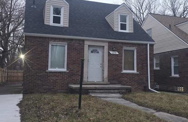 12719 Wade Street photos photos