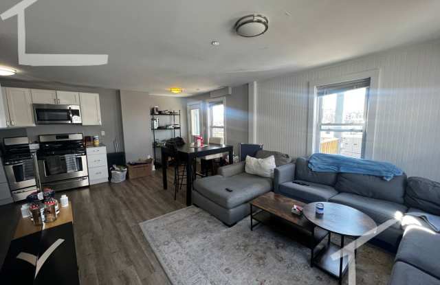VERY NICE 4 BED IN SOUTH BOSTON!!! - 884 East 2nd Street, Boston, MA 02127