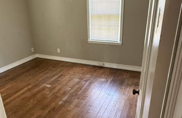 2 bedroom 1 bath house Gallery 4