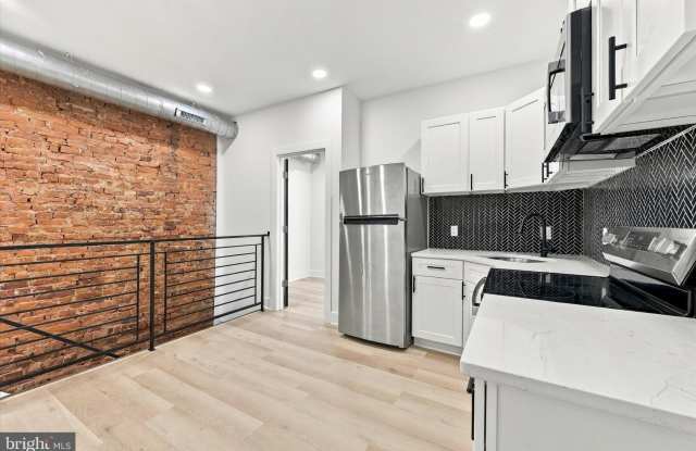 5912 LOCUST Street Gallery 4