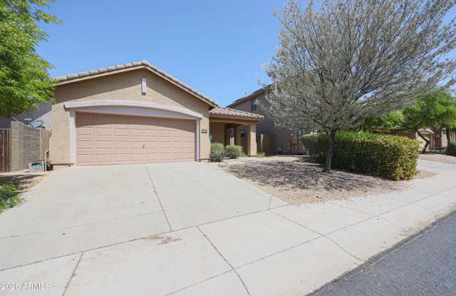 2470 W Warren Drive photos photos