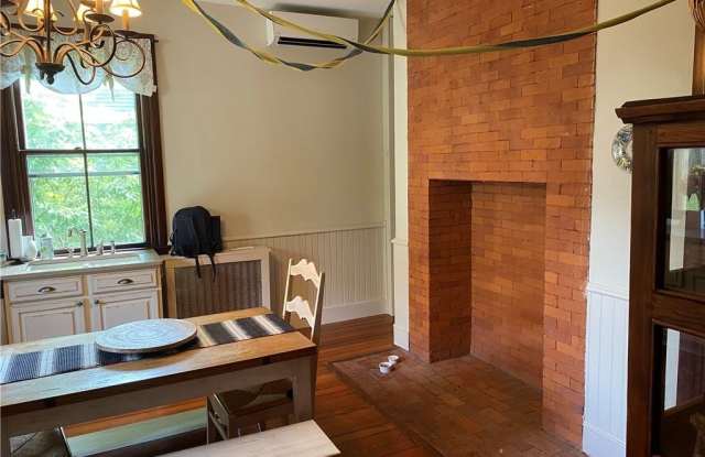 12 Clarke Street Gallery 3
