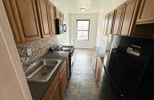 2095 Grand Concourse photos photos