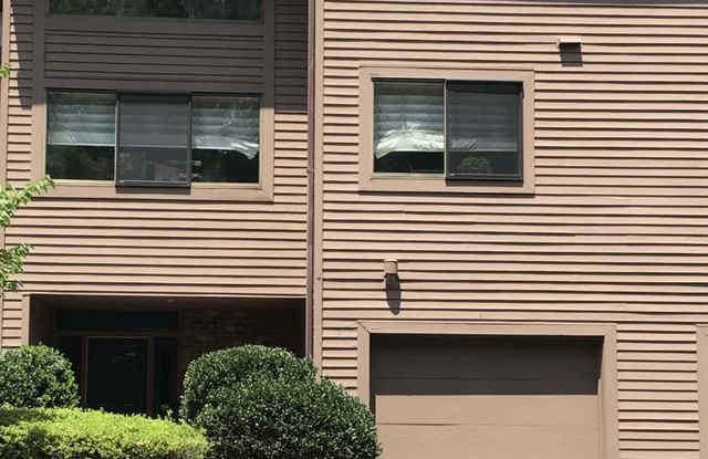 82 Windsor Circle Gallery 2
