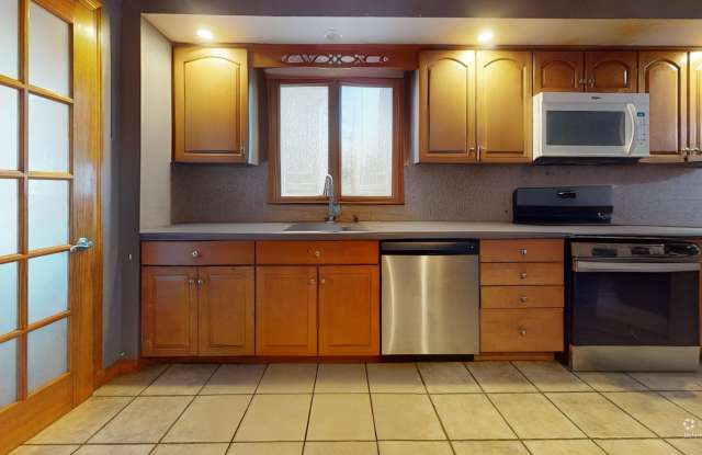 47-49 Rockwell Street - 49 photos photos