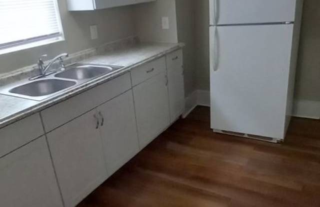 ** Move in Special ** Recently Remodeled 2-Bedroom, 2-Bathroom Home – $1,100/Month - Accepting Section 8 photos photos