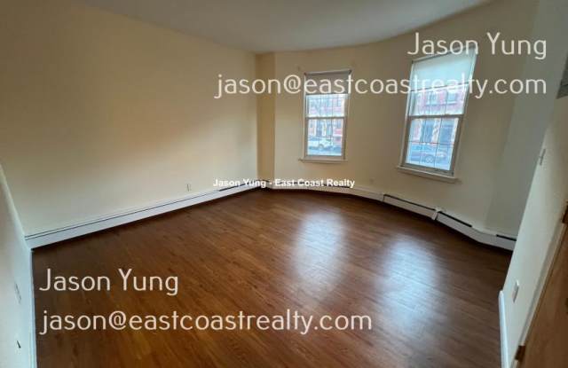 40-82 South Huntington Ave. photos photos