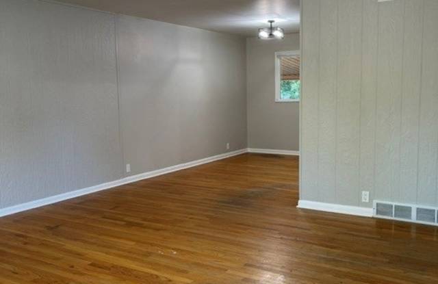 3230 West Grand Avenue Gallery 2