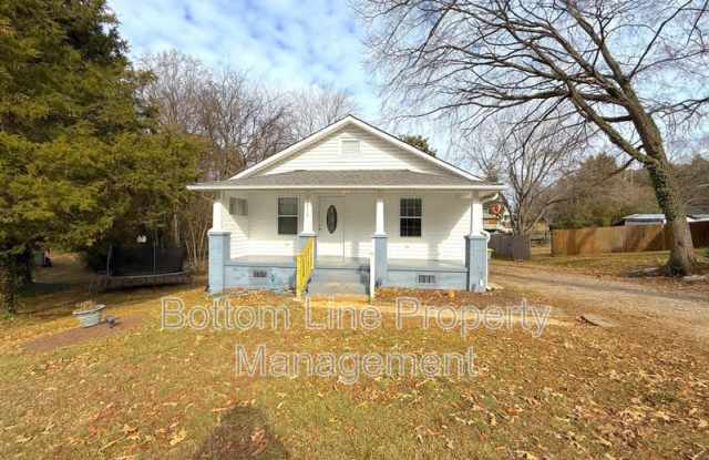 1215 Milton Ave - 1215 Milton Avenue, Kannapolis, NC 28081