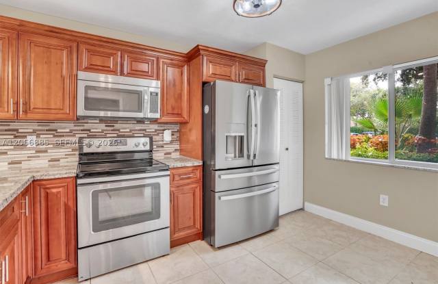 9537 Weldon Cir Gallery 2