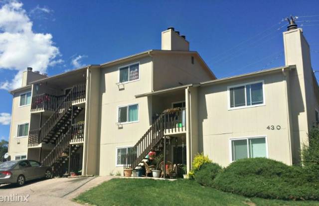 435 Saint vrain Pl E - 435 Saint Vrain Place, Colorado Springs, CO 80904