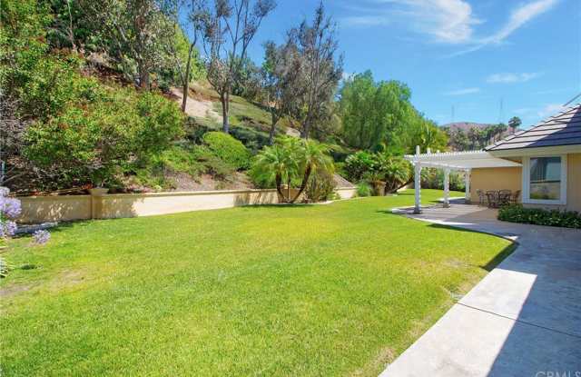 4349 E Cerro Villa Drive Gallery 2