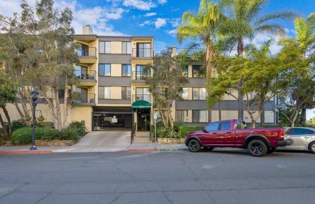 Move-In Ready 2BR/2BA Condo in Prime Cortez Hill Location! photos photos