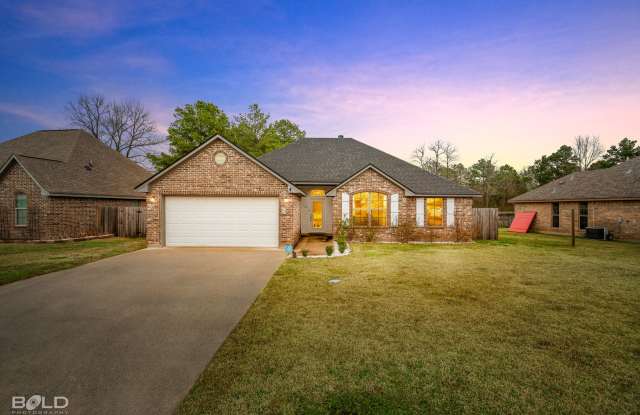 Check Out this 3 bed 2 bath in Benton photos photos