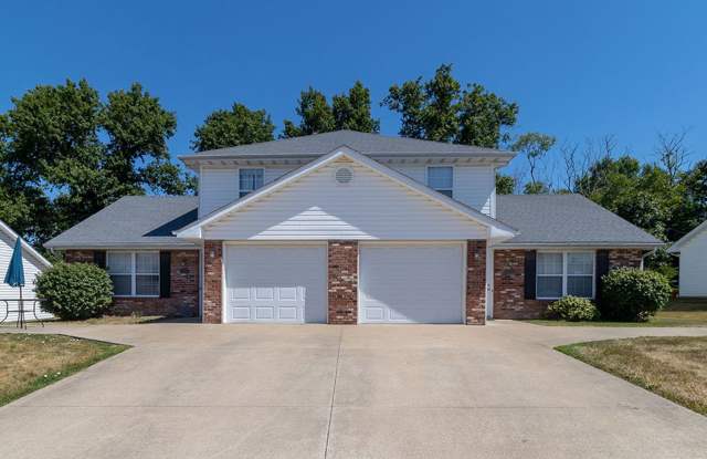 Beautiful 3 bed, 2 bath Duplex Gallery 3