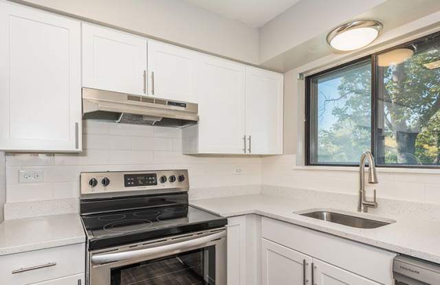 Lakeside at Wheaton Apartments photos photos