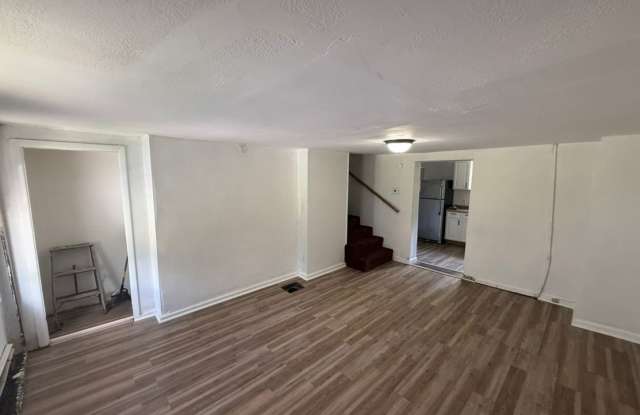 2 Bed, 1 bath for rent Gallery 1