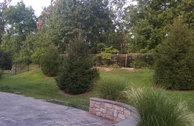 8041 TYSONS OAKS COURT Gallery 3