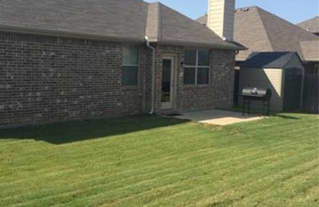 2785 Waterfall Lane Gallery 3