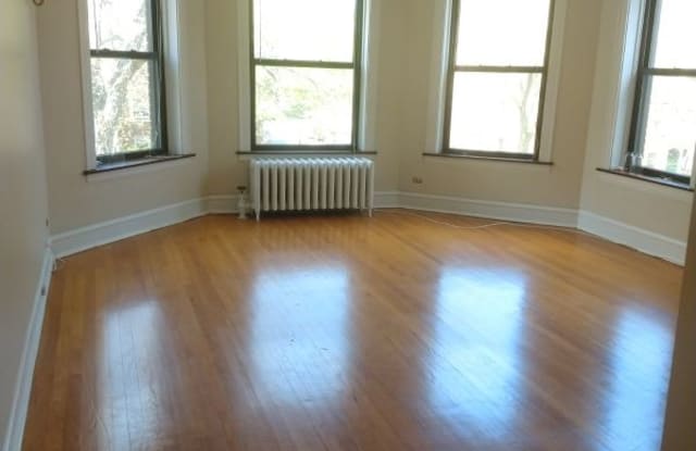 1501 W Chase Ave - 1501 West Chase Avenue, Chicago, IL 60626