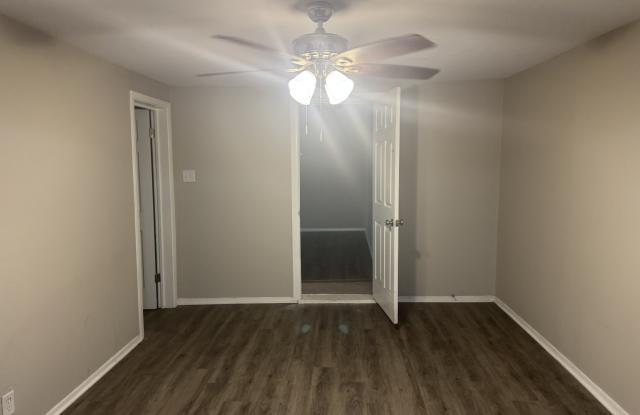211 Pierian Avenue photos photos