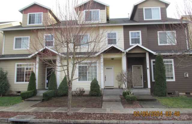 Excellent Condition ! 4 bedrooms + office, storage, 2-garage, Central AC - 14170 Brittany Terrace, Oregon City, OR 97045 Excellent Condition ! 4 bedrooms + office, storage, 2-garage, Central AC - 14170 Brittany Terrace, Oregon City, OR 97045